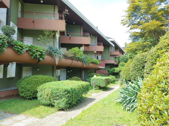 Ferienwohnung für 3 Personen, mit Garten und Seeblick sowie Kinderpool und Terrasse, mit Haustier