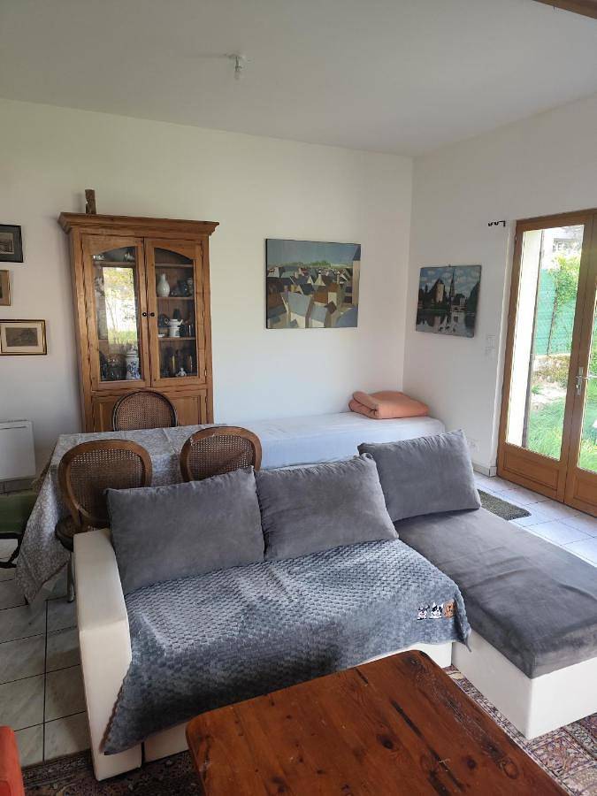 Location de vacances pour 3 personnes, avec Terrasse et Jardin à Château-Renault - 4