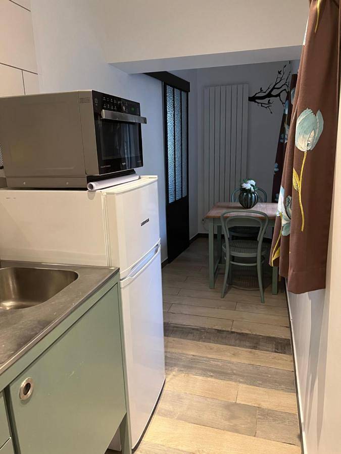 Location de vacances pour 19 personnes, avec jardin et vue à Leuze-en-Hainaut - 2