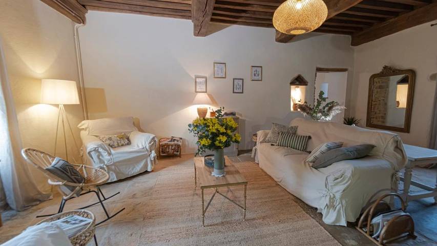 Location de vacances pour 2 personnes, avec terrasse et jardin à Château (Mâcon) - 3