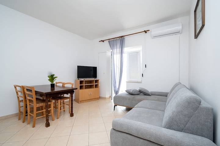 Apartamento de vacaciones para 4 personas, con piscina y balcón - 1