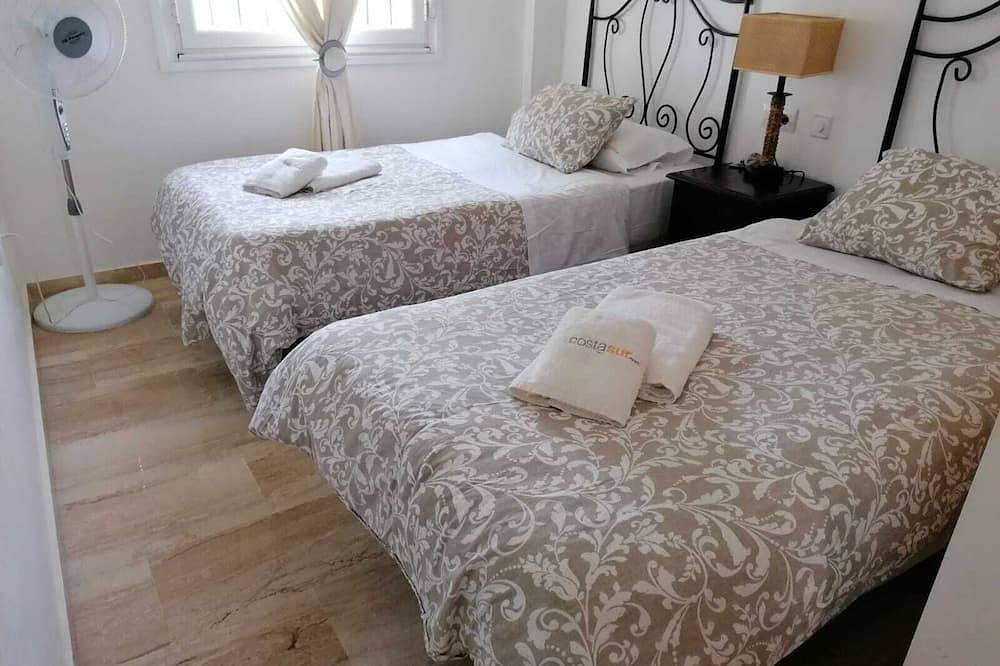 Apartamento entero, Apartamento Castillo de Mar, piscina y parking in Sancti Petri, Chiclana de la Frontera