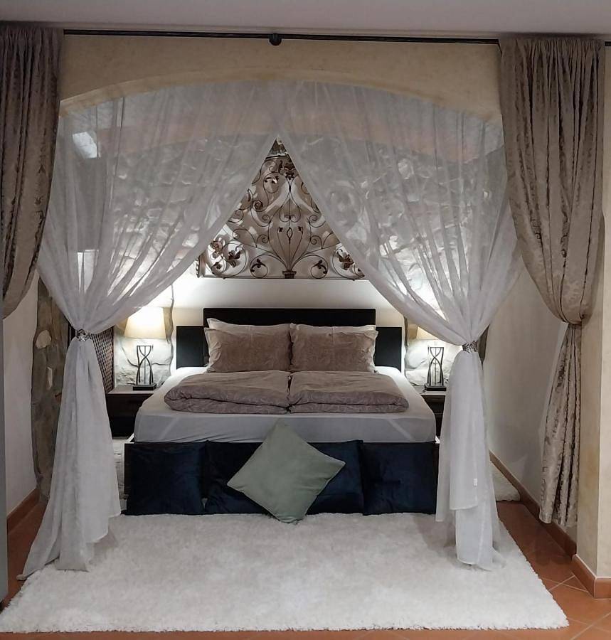Appartamento intero, Two-Bedroom Apartment in Prato, Provincia di Prato