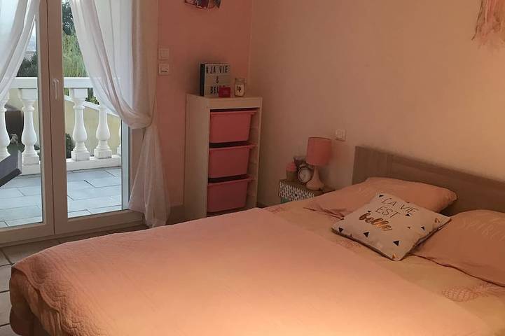 Location de vacances pour 5 personnes, avec terrasse et jardin à Lespignan - 2