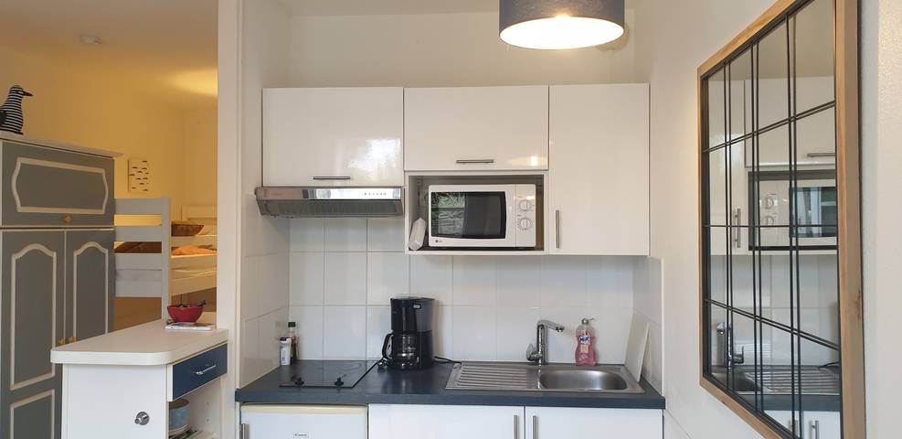 Gîte pour 2 personnes, avec terrasse et piscine à La Couarde-sur-Mer - 4