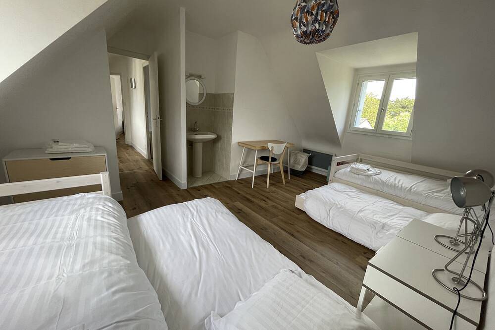 Belle Villa 14 Personnes Avec Piscine à Arzon in Arzon, Côte des Mégalithes