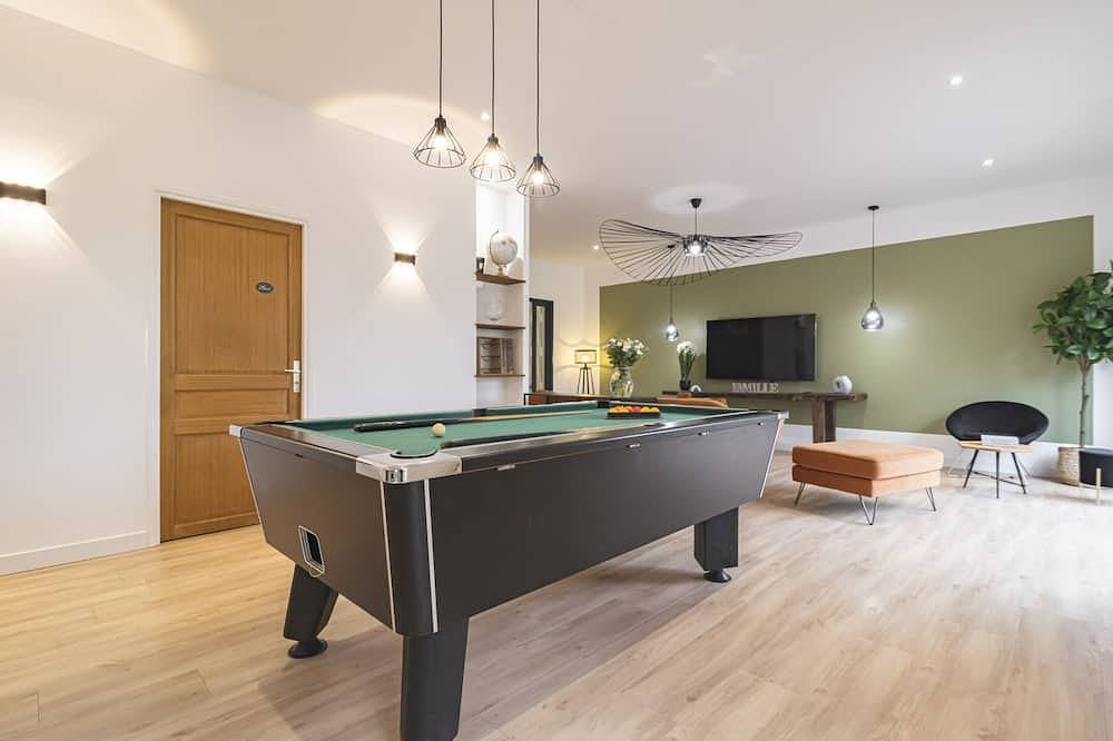 Property with indoor pool 15min Disneyland in Crécy-la-Chapelle, Sena y Marne