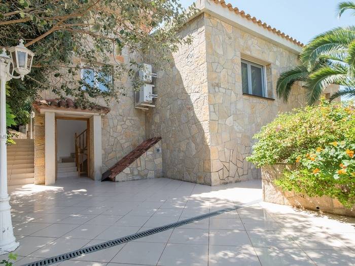 Th01 Villa en Salou 4 dorm 4 baños, barbacoa in Cap Salou, Salou