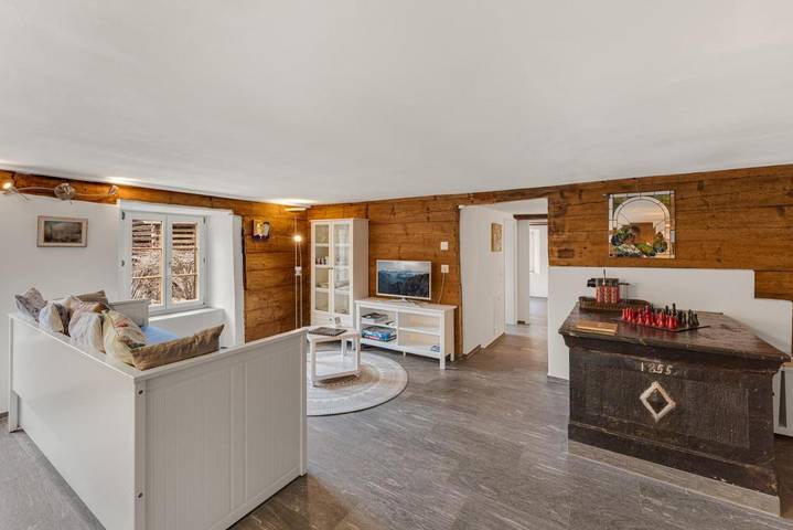 Ferienwohnung für 2 Personen, mit Terrasse und Garten sowie Ausblick in Sumvitg