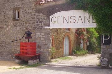Gîte pour 8 personnes, avec jardin et terrasse à Saint-Hilaire-de-Brethmas