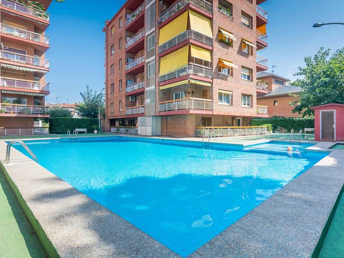 Ferienwohnung für 6 Personen, mit Balkon und Garten sowie Kinderpool und Pool in Pineda de Mar - 3