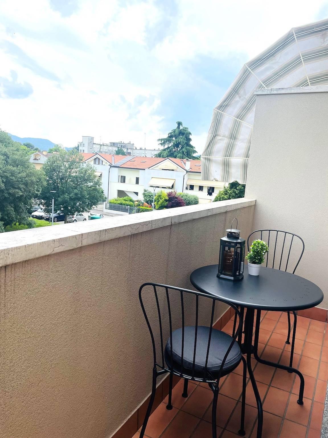 Appartamento intero, Appartamento 'Royal Residence Abano Terme' con vista sulle montagne, Wi-Fi e aria condizionata in Abano Terme, Colli Euganei