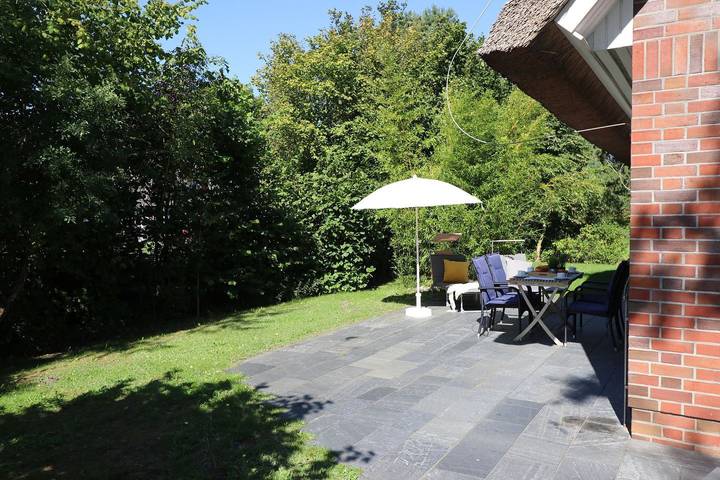 Ferienwohnung für 3 Personen, mit Terrasse und Garten in Born a. Darß