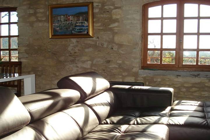 Gîte pour 2 personnes, avec jacuzzi ainsi que jardin et piscine à Carnas - 4