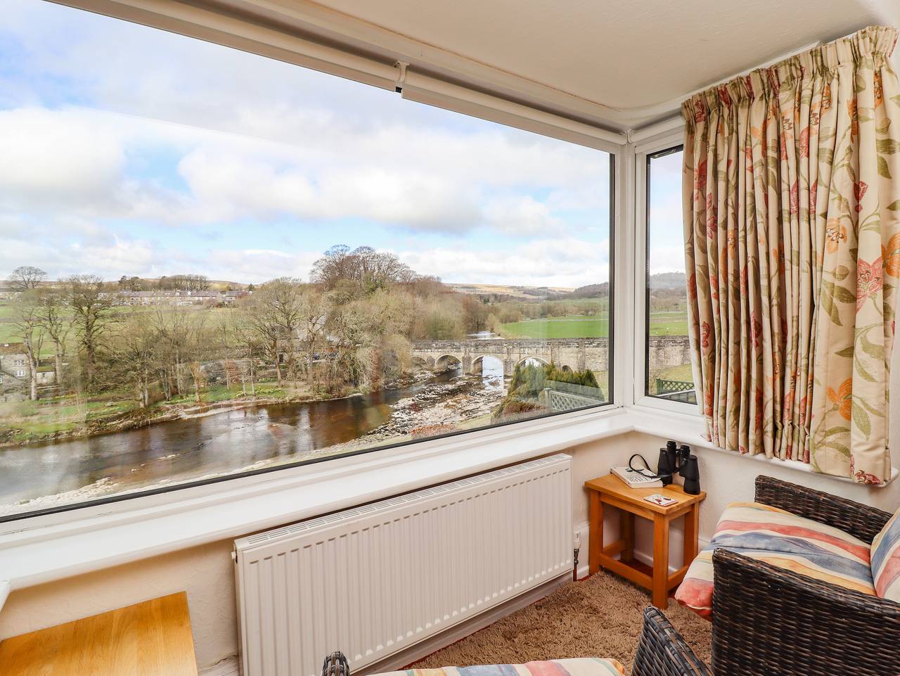 Entire apartment, Riverside in Grassington, Yorkshire Dales National Park