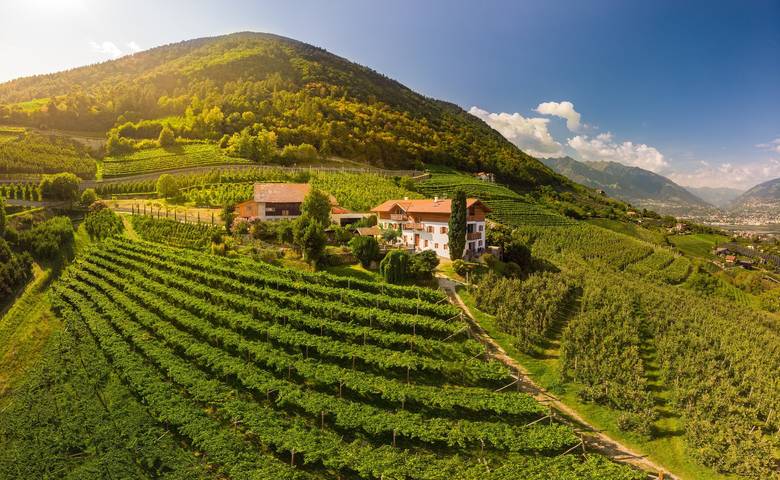 Apartamento inteiro, Apartamento 'Greiterhof Historika' com Vista Montanha e Wi-Fi in Lana di Sopra, Lana