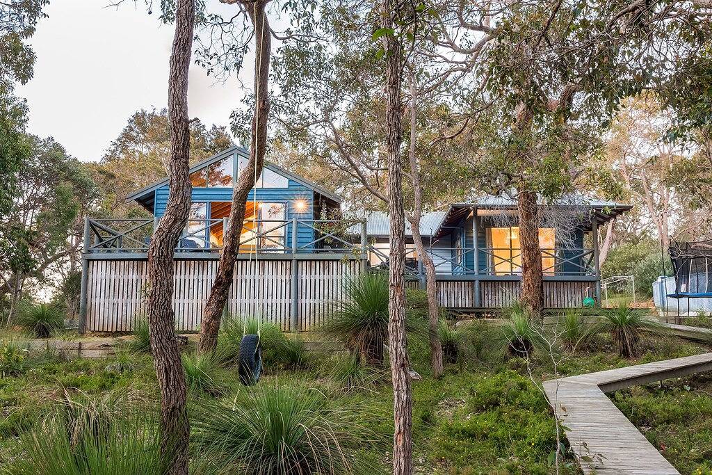 Three Bears Yallingup Hideaway near Wineries in Yallingup, Western Australia