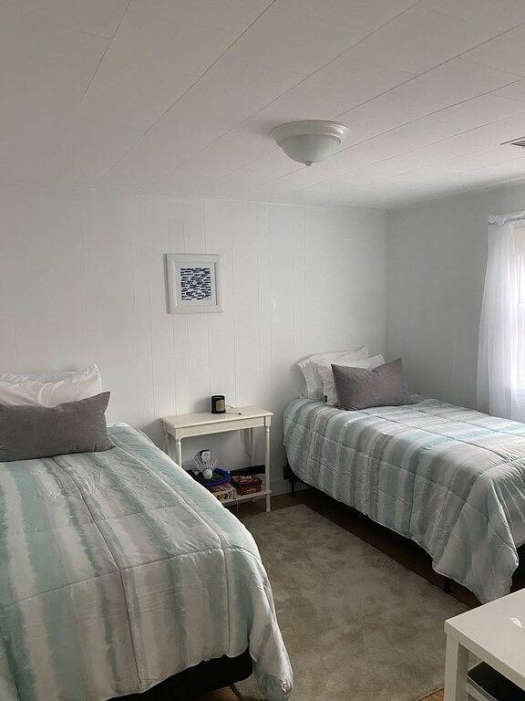 Quiet neighborhood, great for kids, 4 miles from Corporation beach! in Dennis, Cape Cod