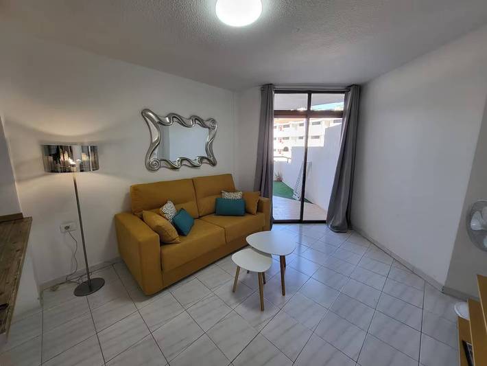 Gîte pour 2 personnes, avec piscine et balcon/terrasse, adapté aux familles à Los Cristianos - 3