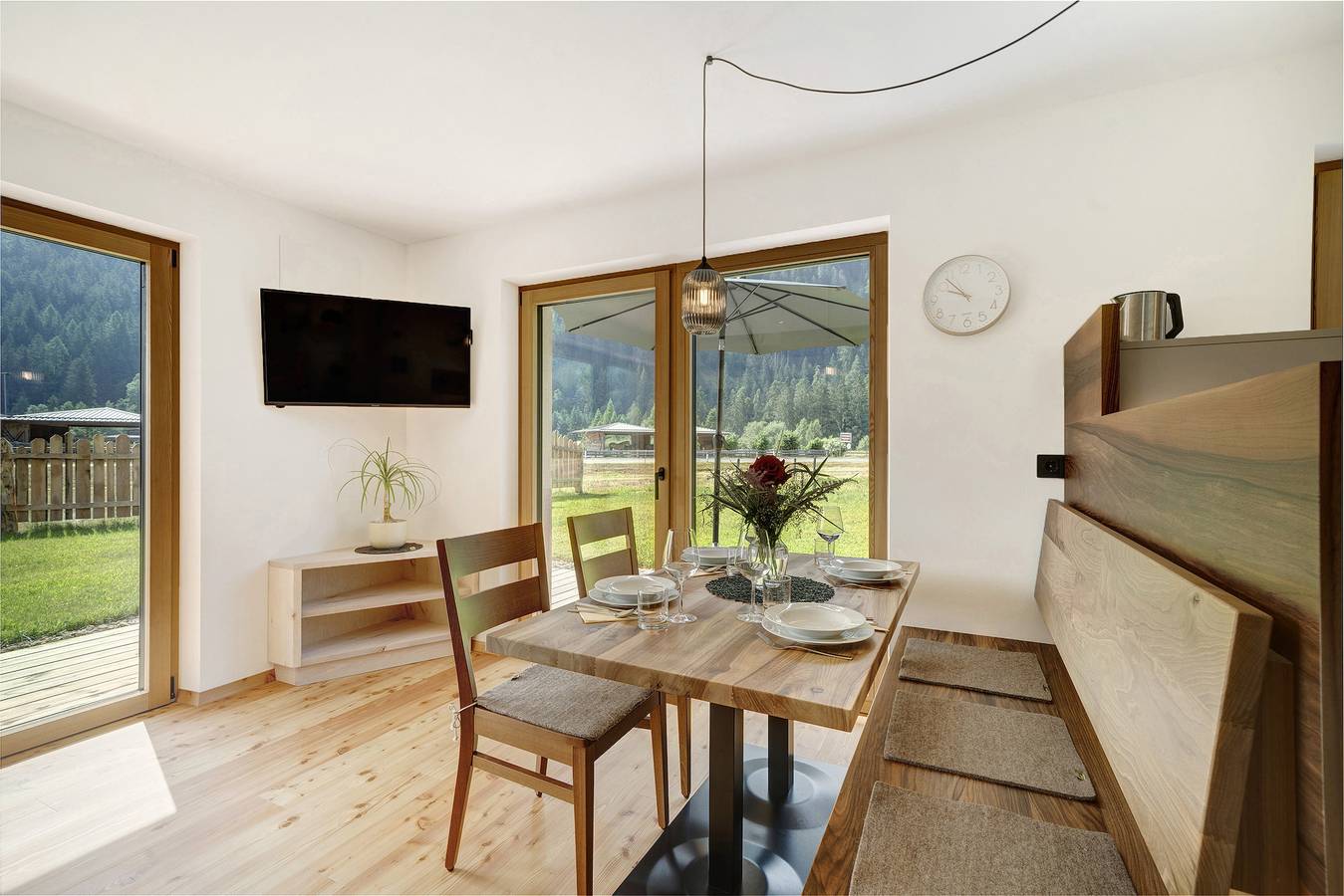 Ganze Wohnung, Ferienwohnung "Masi Rosmarin" mit Bergblick, Privater Terrasse und Wlan in Kuppelwies, Ulten