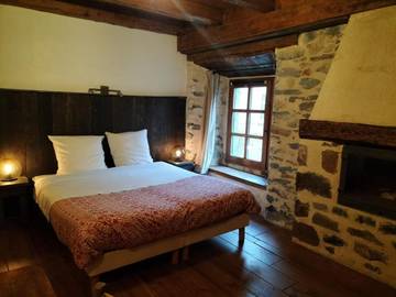 Gîte pour 2 personnes, avec terrasse à Les Estables