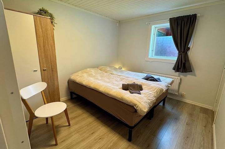 Waterfront house in Bengtsfors 2.5 km from stores and trailer ramp in Bengtsfors, Dalsland