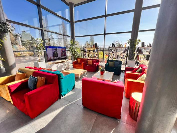Hôtel pour 2 personnes, avec Terrasse et Jardin à Woippy