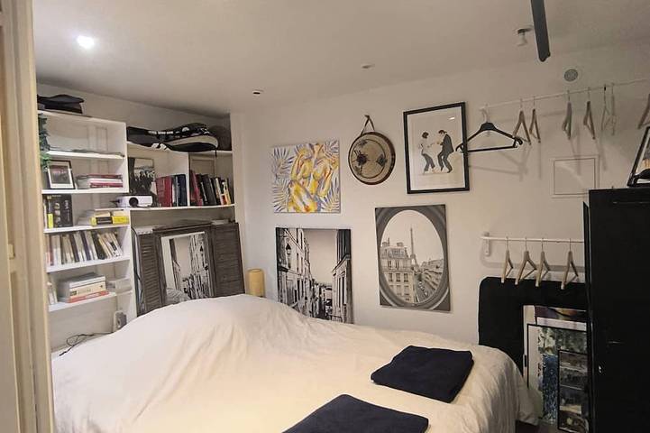 Ganze Wohnung, Ungewöhnliche Wohnung im Souplex Mairie 14e in 14e Arrondissement, Paris