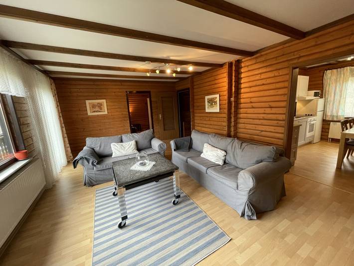 Ferienhaus für 8 Personen, mit Balkon und Terrasse sowie Garten im Hunsrück - 2