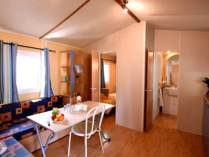 Camping pour 6 personnes, avec piscine et terrasse, animaux acceptés dans Vias Plage - 2