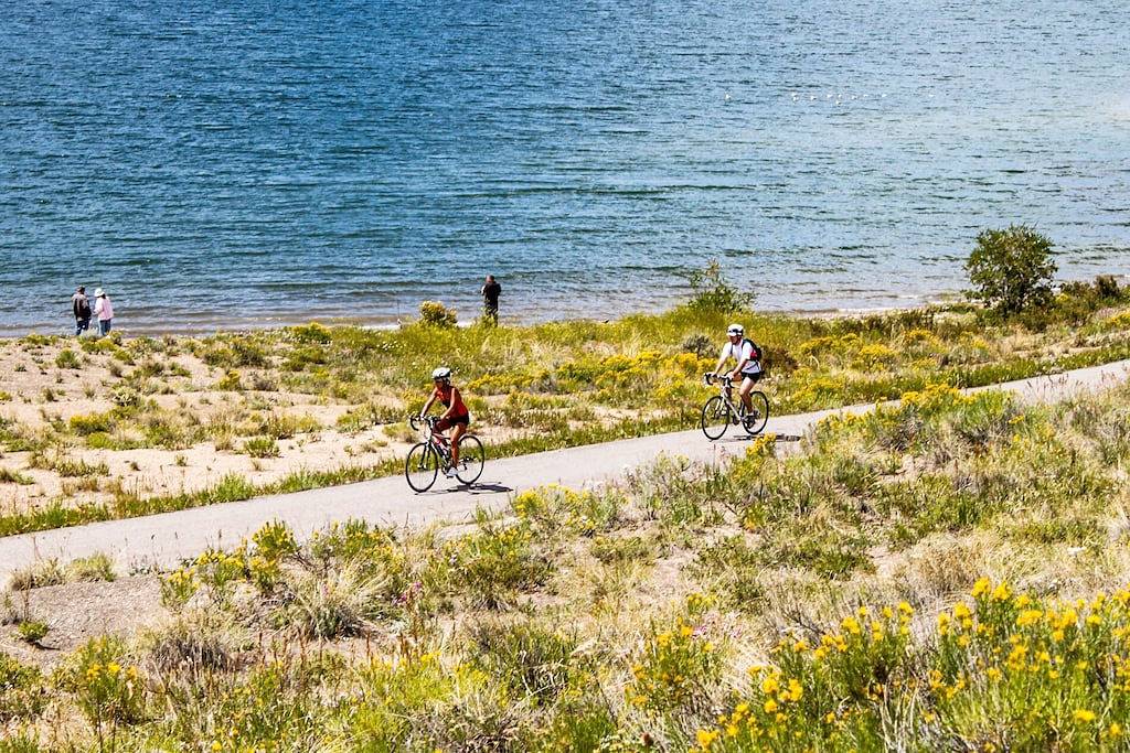 Ganze Wohnung, Condo in Keystone Overlooking Snake River; Scenic Mountain and River Views! in Arapahoe Basin