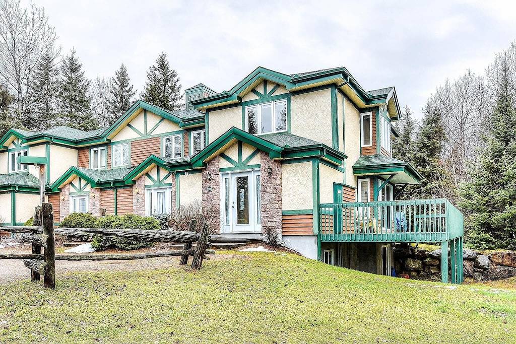 Villa for 10 People in Mont-Tremblant, Quebec