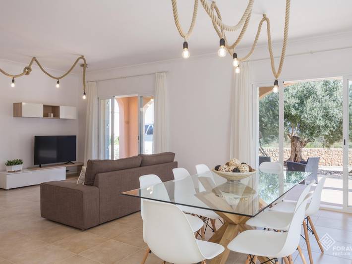 Dones Aigua - Schöne Villa mit Pool und Garten in Sa Colonia de Sant Pere in Colònia de Sant Pere, Artà