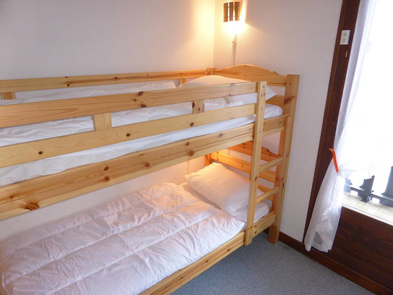 Entire apartment, Résidence Schuss - 3 room mezzanine apartment 8 people (790) in Les Contamines-Montjoie, Pays du Mont-Blanc