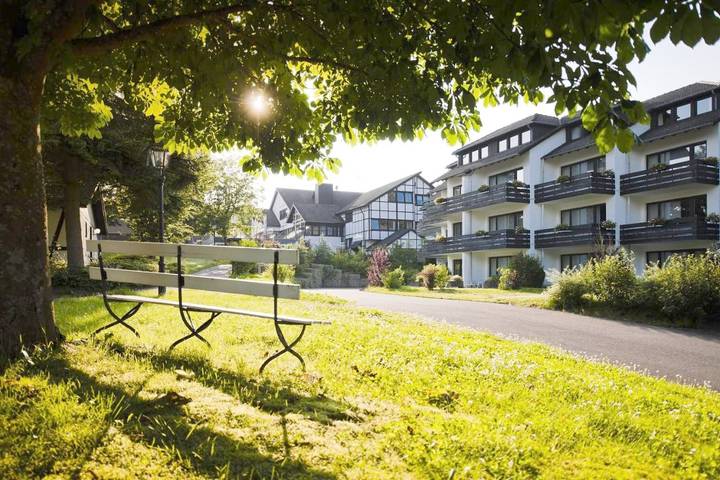 Hotel für 2 Personen, mit Sauna und Terrasse, mit Haustier in Daun