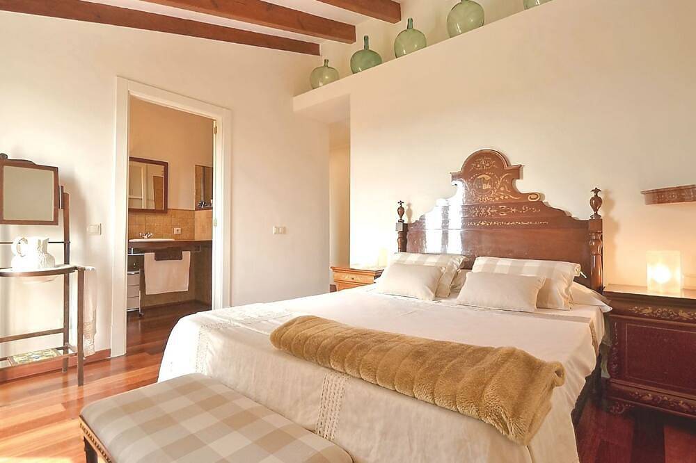 Chalet \"Sacoma\" mit Garten, Grill und Terrasse in Caimari, Selva