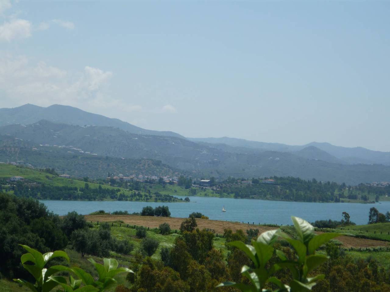 Alojamientos Huetor , casas de vacaciones en la naturaleza in Viñuela, Provincia de Málaga