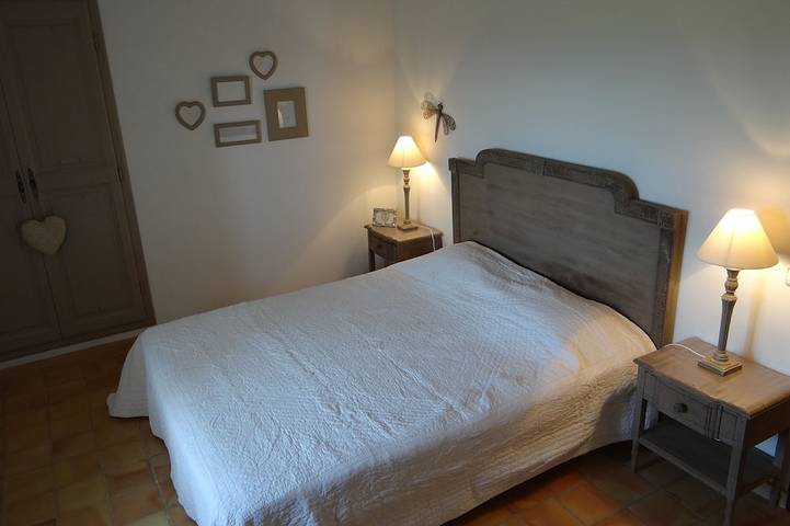 Location de vacances pour 6 personnes, avec terrasse et jardin à Cabrières-d'Aigues - 3