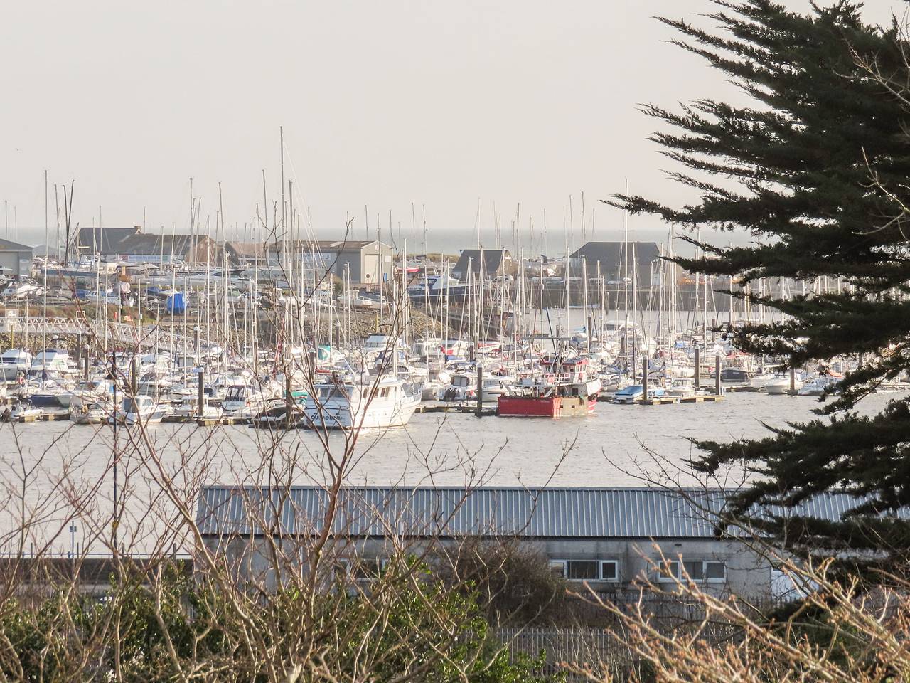 Bwthyn at Brynhyfryd in Pwllheli, Gwynedd