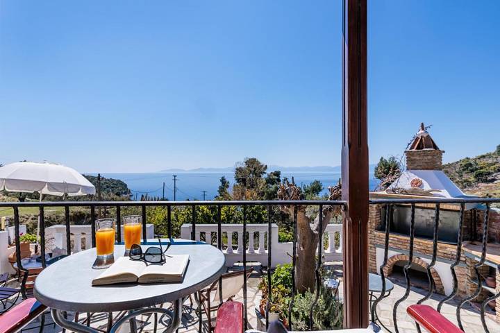 Gîte pour 3 personnes, avec terrasse ainsi que jardin et vue dans Stafylos - 4