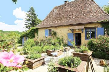 Gîte pour 2 personnes, avec jardin, animaux acceptés en Dordogne