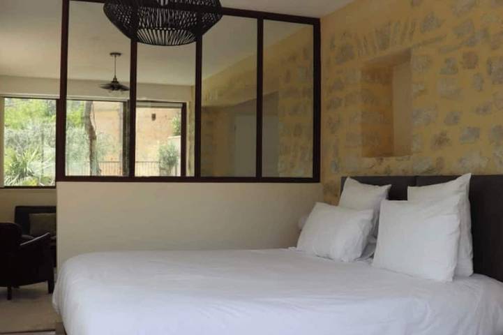 Location de vacances pour 2 personnes, avec jardin à La Roque-Alric - 2