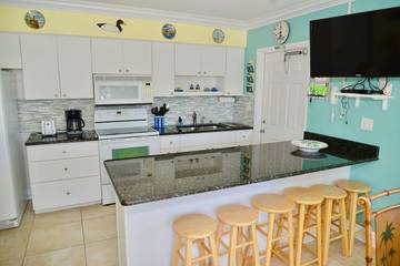 Villa for 6 Guests in Duck Key, Monroe County, Picture 2