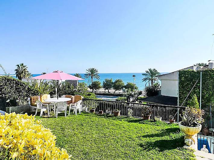 Chalet para 12 personas, con jardín y piscina en Bajo Penedés - 4