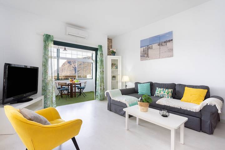 Gîte pour 3 personnes, avec terrasse, adapté aux familles à Santiago del Teide - 2