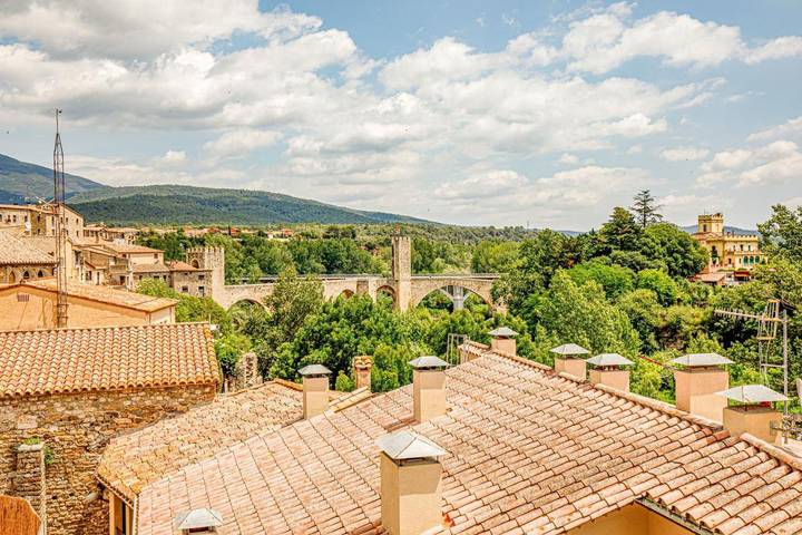 Gîte pour 6 personnes, avec balcon à Besalú - 3