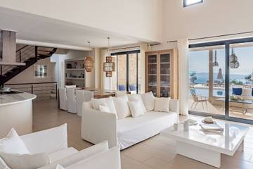 Villa for 14 People in Agios Stefanos (Corfu), Corfu, Photo 3