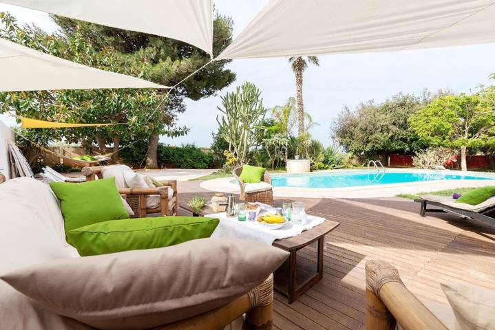 Location de vacances pour 9 personnes, avec jacuzzi et jardin ainsi que piscine et terrasse à Mazara del Vallo - 4