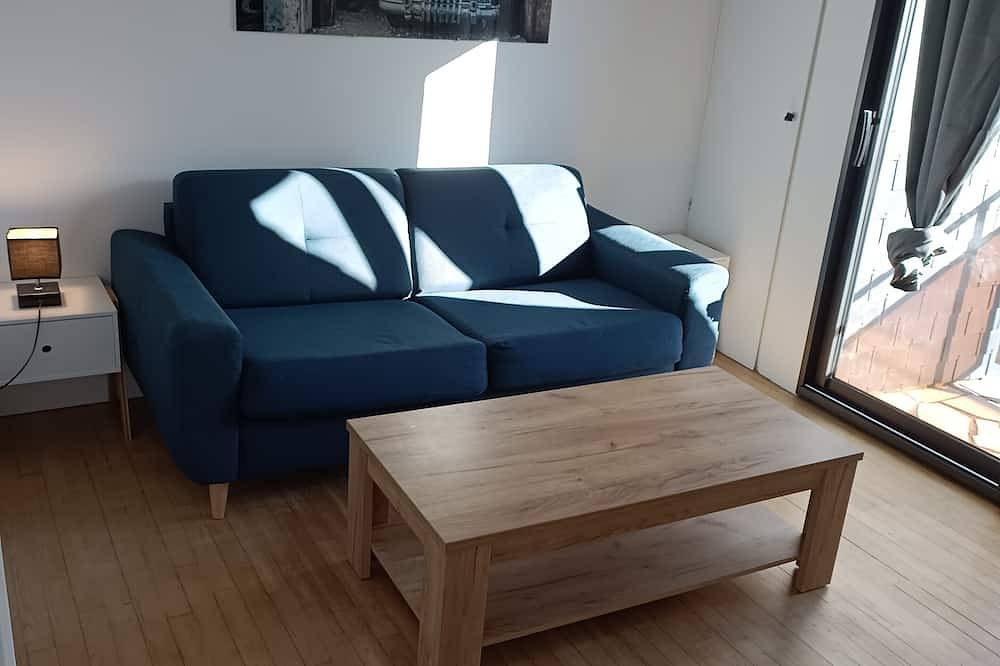 La villa du jet 2 kilometers from downtown Quimper in Ergué-Gabéric, Quimper region