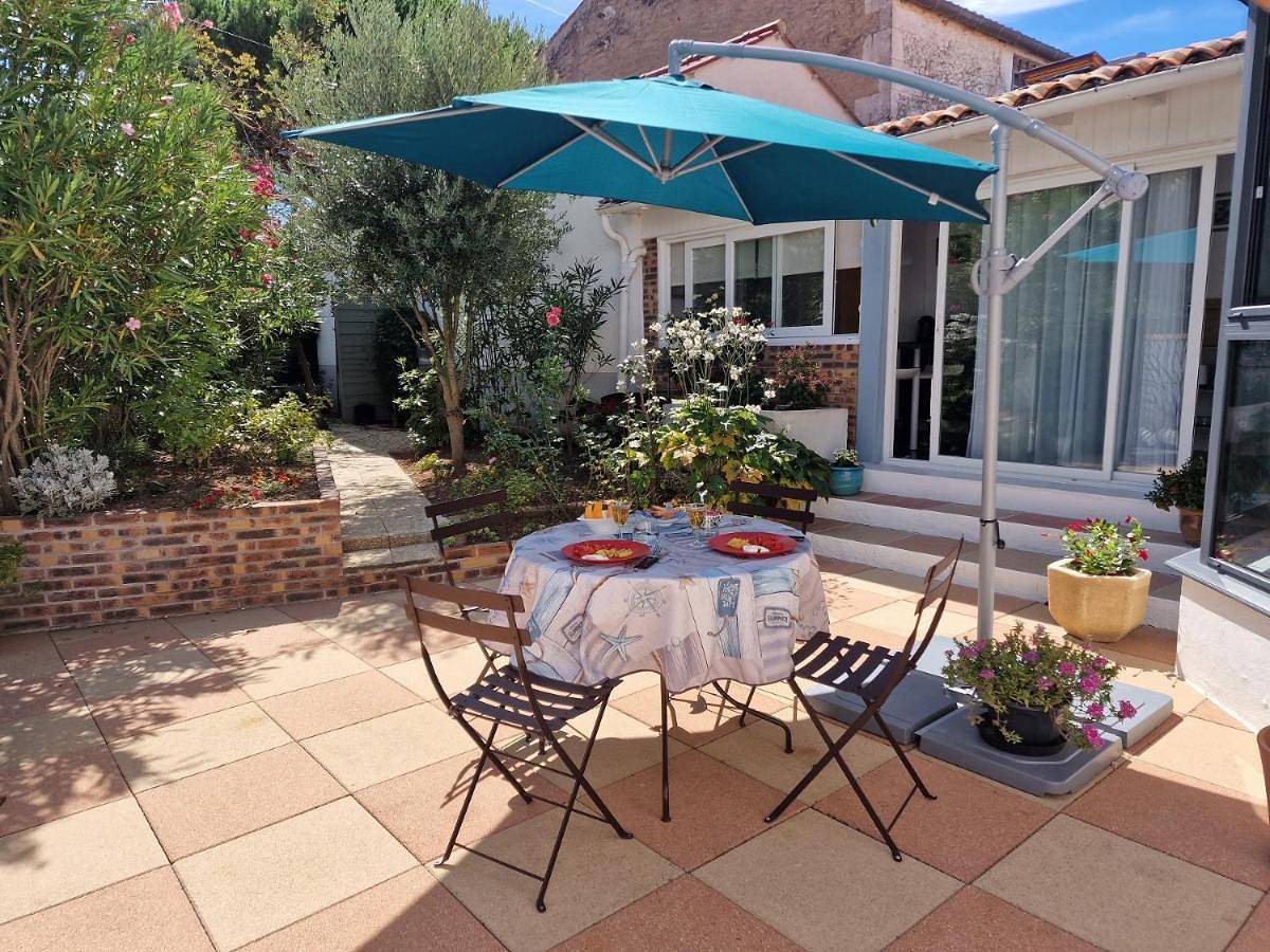 One-Bedroom House in Corme-Royal, Région de Saintes